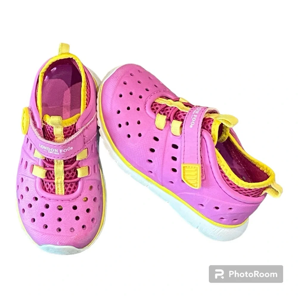 London Fogg Water Shoe Pink